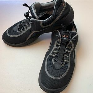 DBX Jet Ski Black Gray Shoes